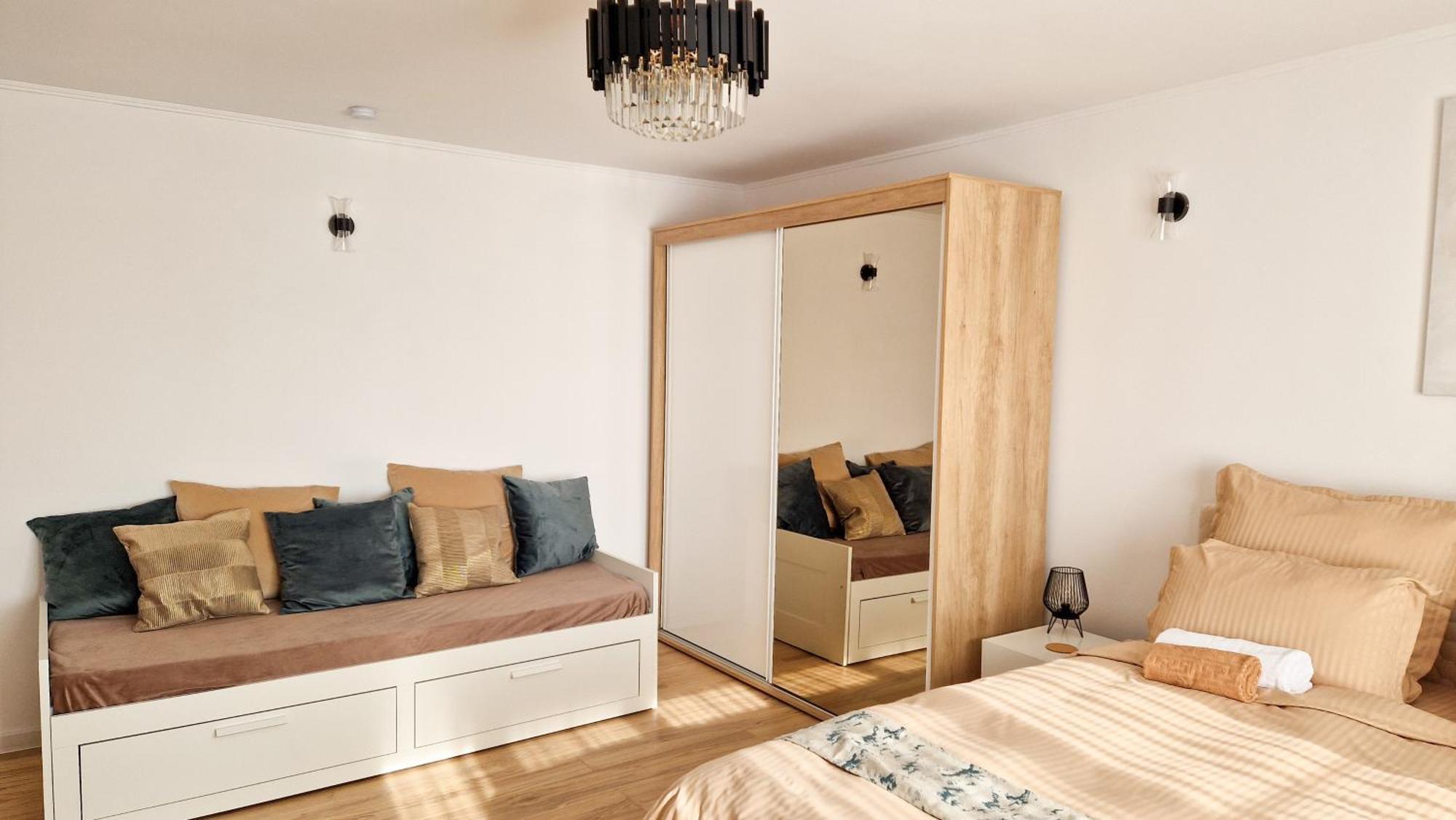 Central Modern View Ap Ramnicu Valcea Room photo